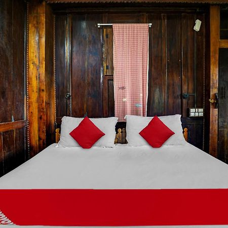 Oyo Flagship Meadow View Inn Thekkady Buitenkant foto
