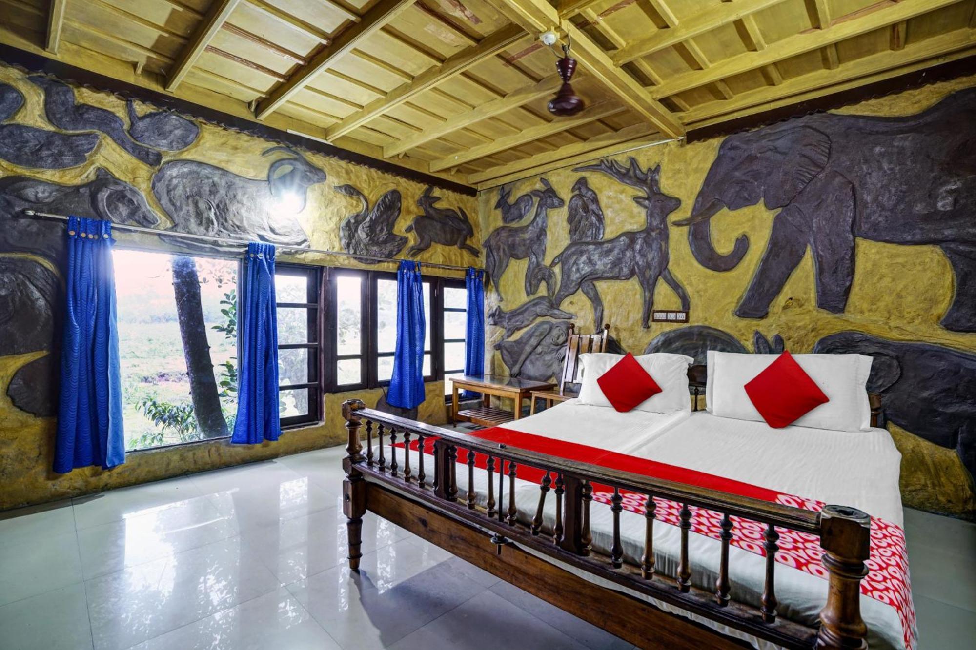 Oyo Flagship Meadow View Inn Thekkady Buitenkant foto