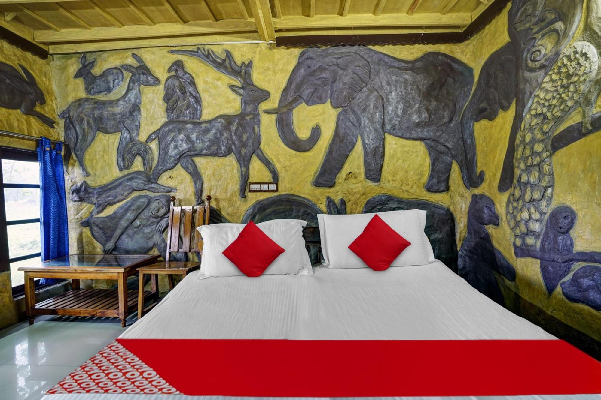 Oyo Flagship Meadow View Inn Thekkady Buitenkant foto